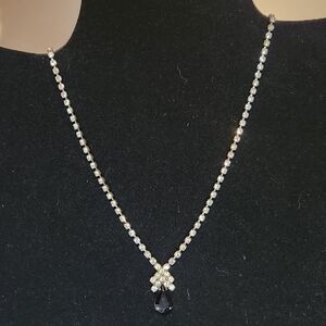 16” Teardrop/Pear Rhinestone Black Teardrop Gemstone Necklace